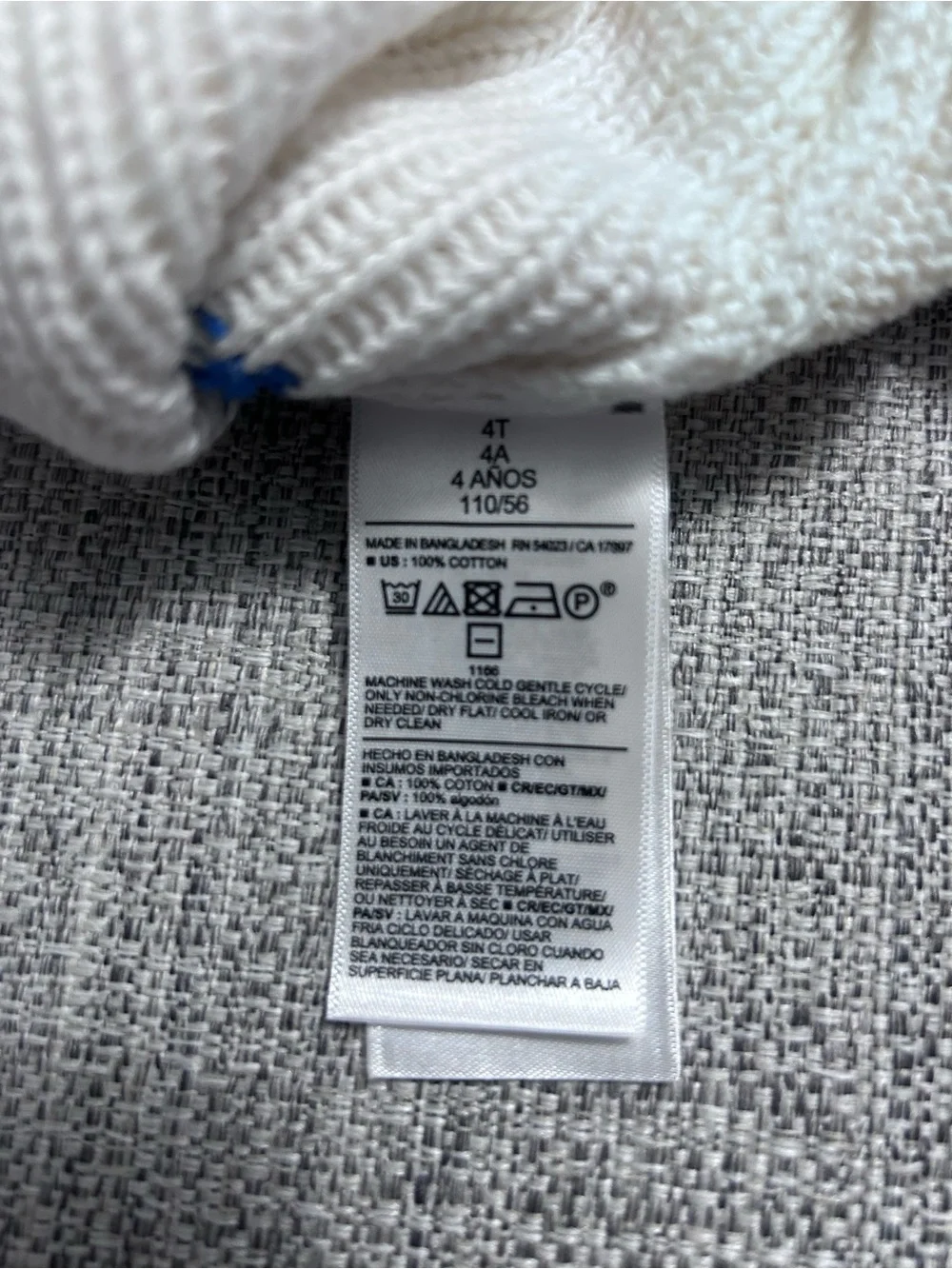 Old Navy White Knit Sweater with Navy Fisherman Style NWT Size 4T